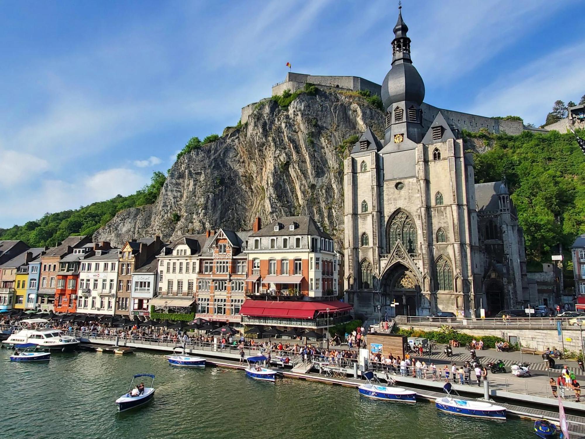 À deux PATENIER de Dinant Extérieur photo